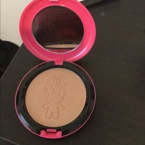 MAC trolls highlight